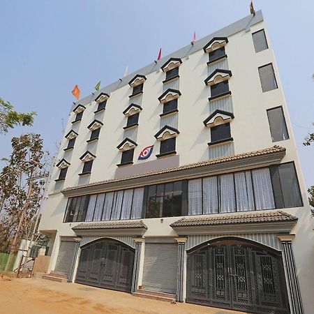 Capital O 11408 Hotel Sai Jagannath Khandagiri Esterno foto