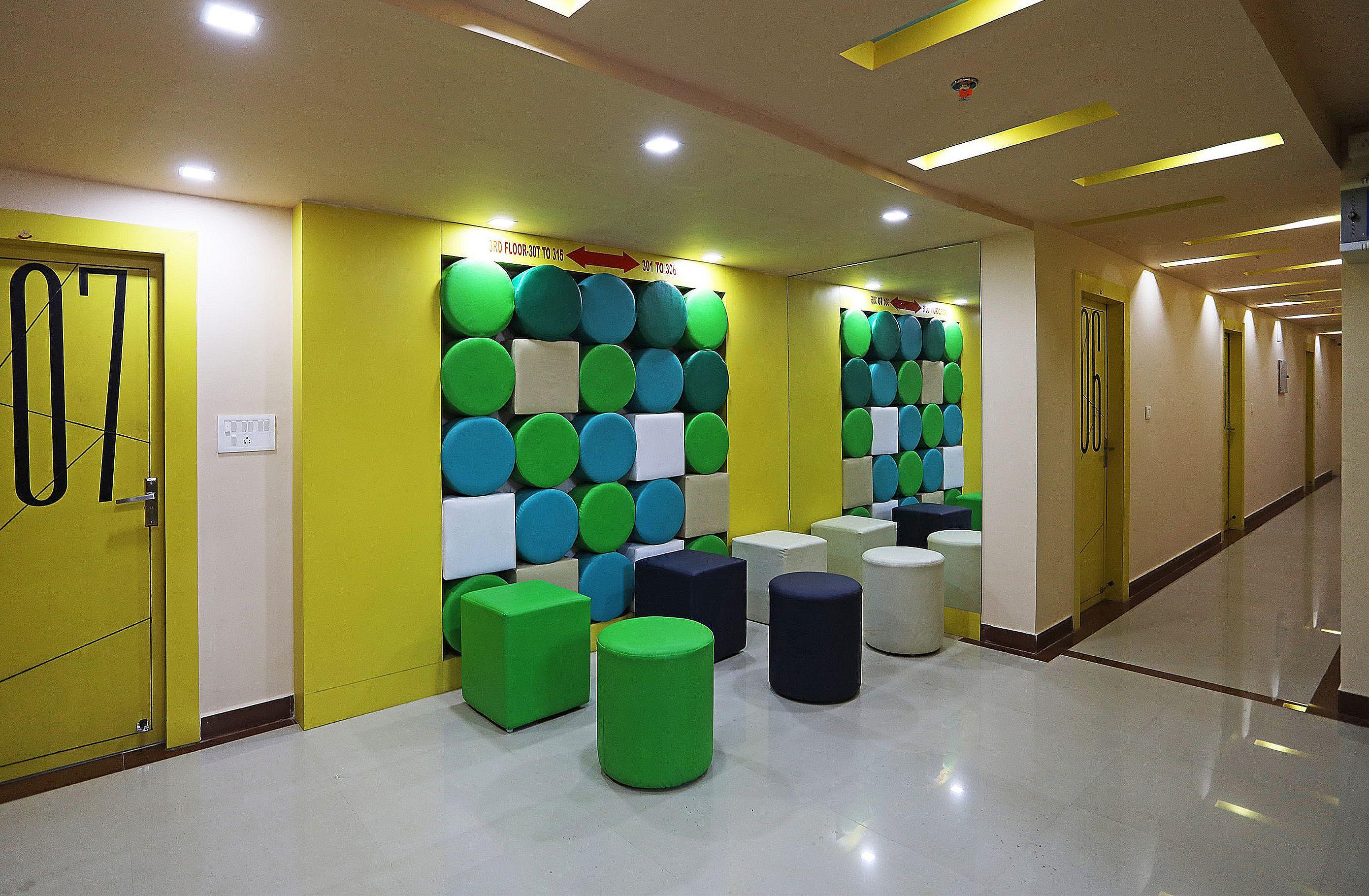 Capital O 11408 Hotel Sai Jagannath Khandagiri Esterno foto