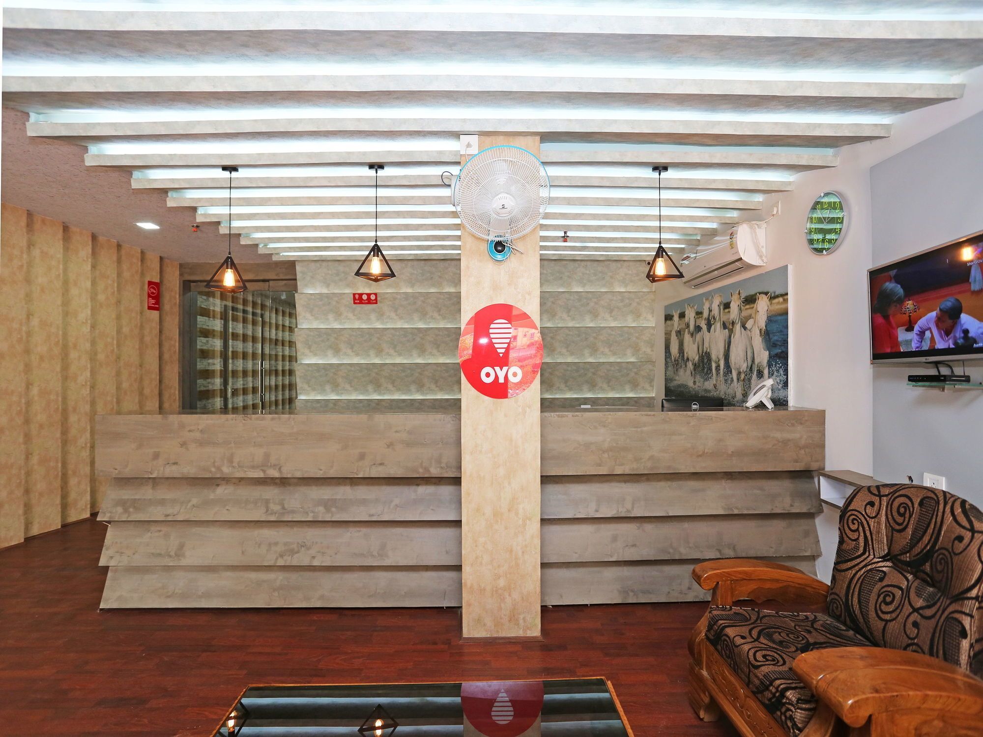 Capital O 11408 Hotel Sai Jagannath Khandagiri Esterno foto